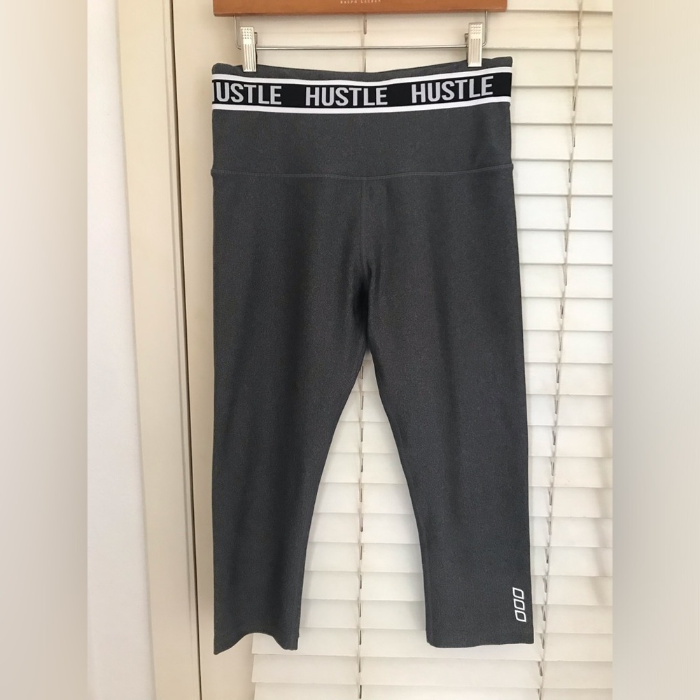 LORNA JANE 000 Compression Hustle Crop / Ankle Leggings M Gray Workout Athletic